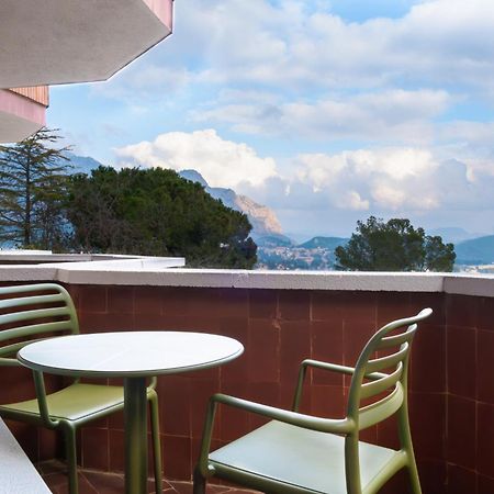 Montserrat Hotel&Training Center Collbató Exteriör bild