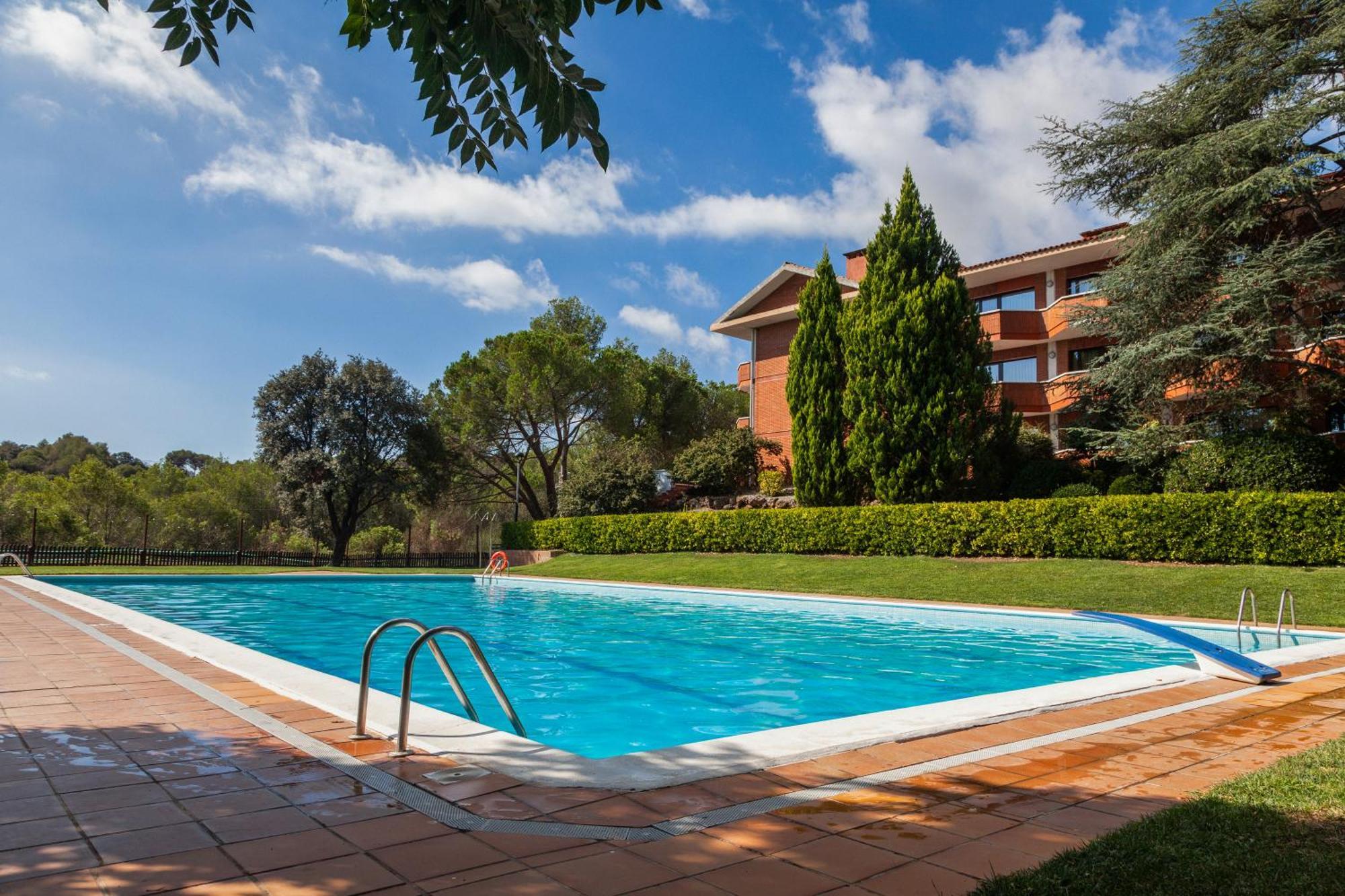 Montserrat Hotel&Training Center Collbató Exteriör bild