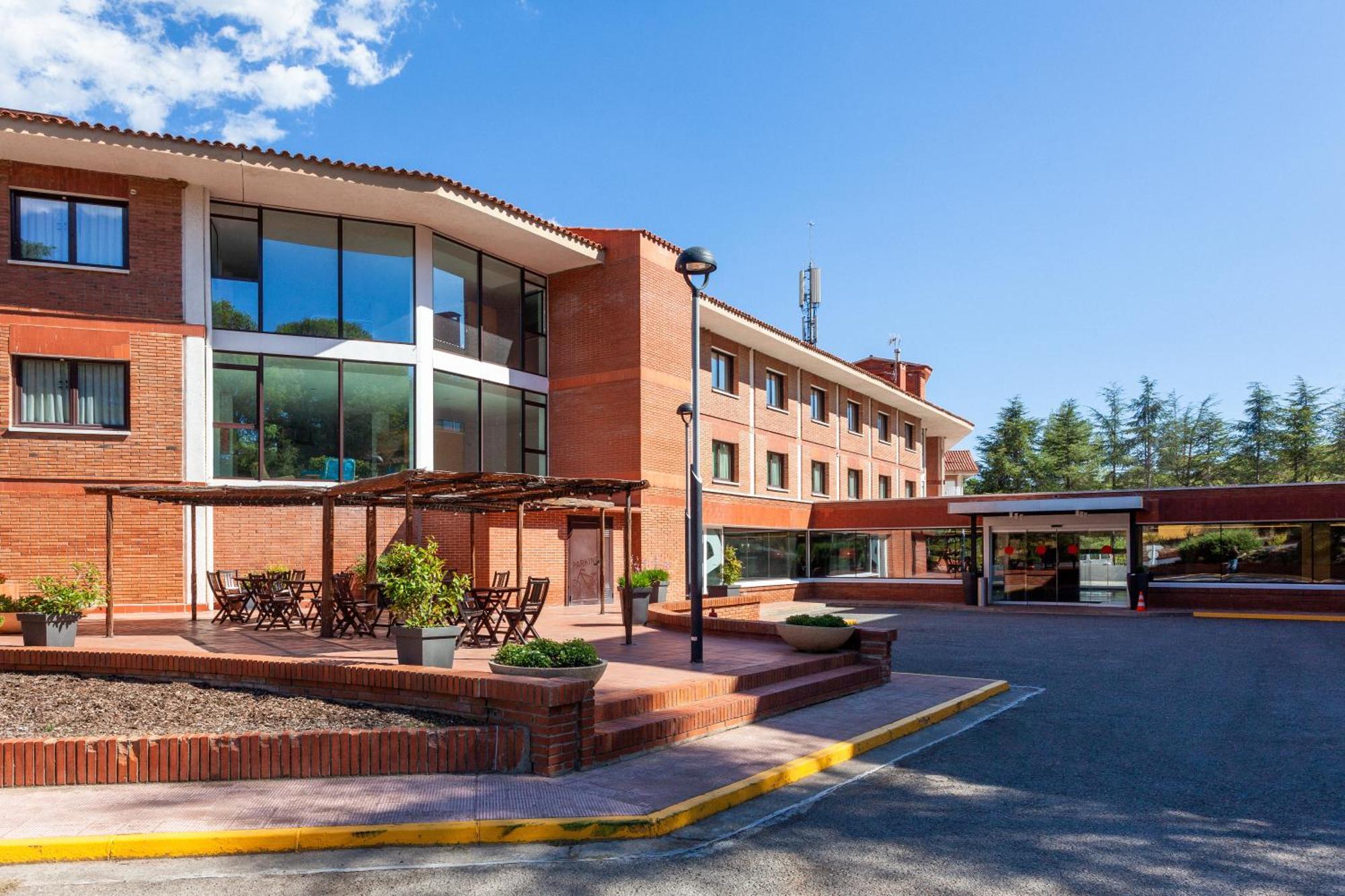Montserrat Hotel&Training Center Collbató Exteriör bild
